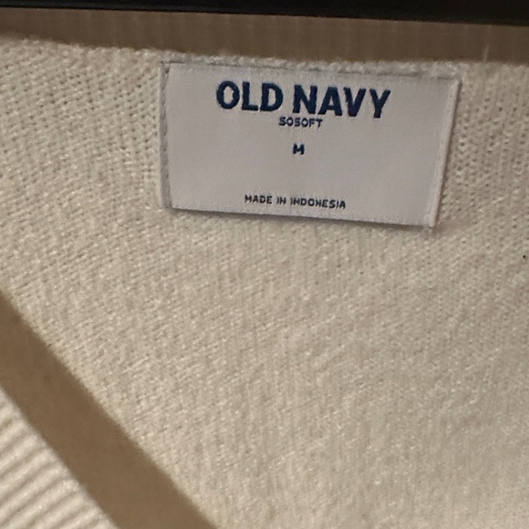 Old Navy Women's Soft Cream V-Neck Sweater - Picture 2 of 3